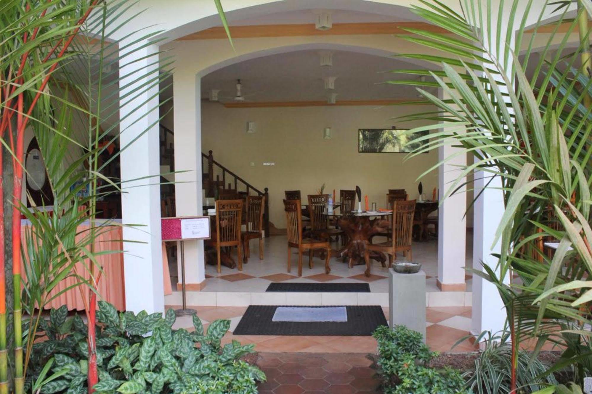 Hotel Bentota Village ภายนอก รูปภาพ